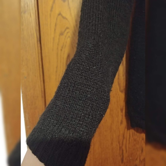 Cozy black sweater - Picture 4 of 5